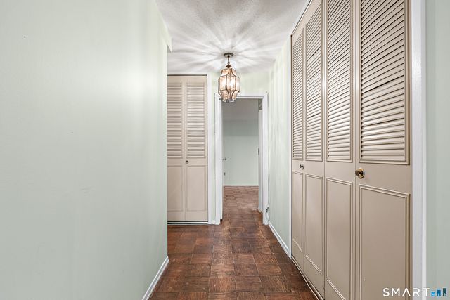 1 Strawberry Hill Court APT 2B, Stamford, CT 06902