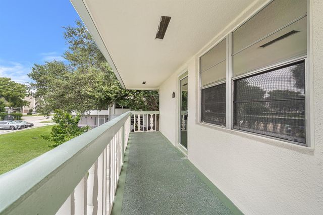168 Farnham, Deerfield Beach, FL 33442