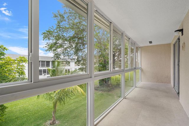 168 Farnham, Deerfield Beach, FL 33442
