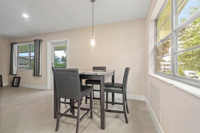 168 Farnham, Deerfield Beach, FL 33442