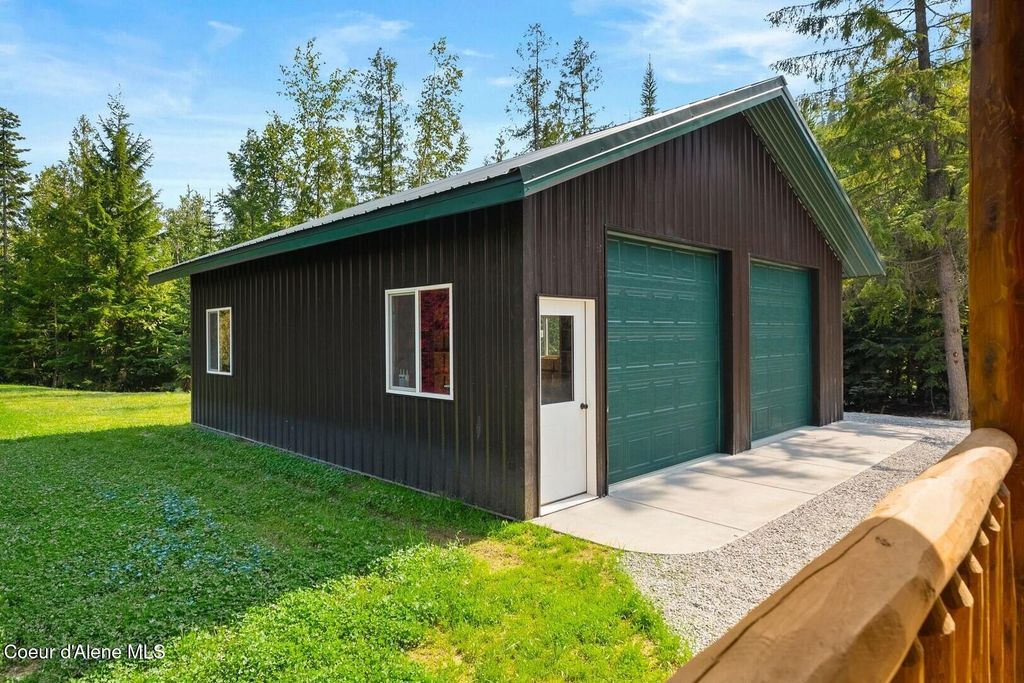 452 Ruby Creek Rd, Naples, ID 83847 photo 23