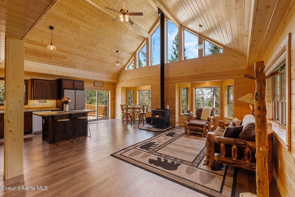 452 Ruby Creek Rd, Naples, ID 83847 photo 5