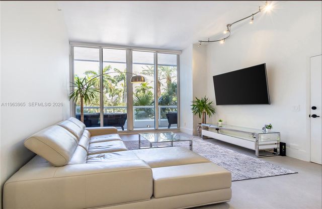 21205 Yacht Club Drive 304, Aventura, FL 33180