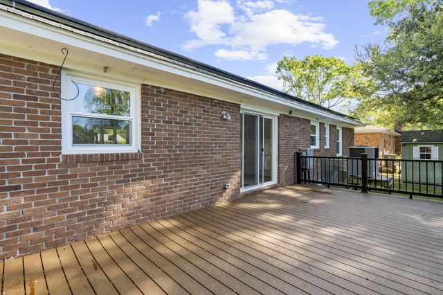 2235 N Dallerton Circle, Charleston, SC 29414