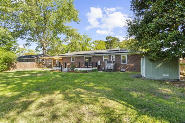 2235 N Dallerton Circle, Charleston, SC 29414