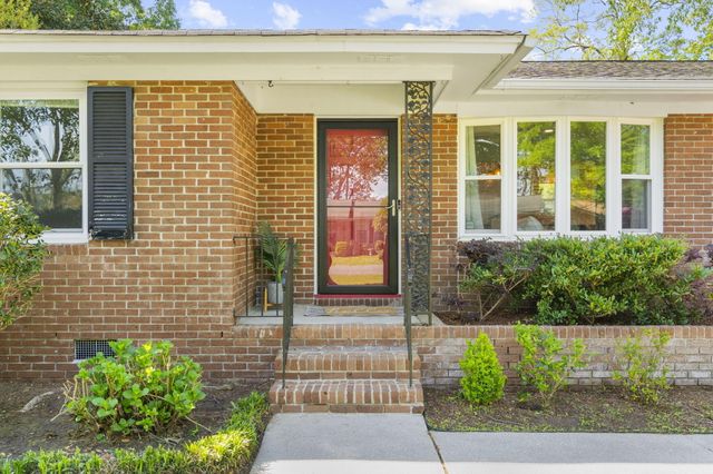 2235 N Dallerton Circle, Charleston, SC 29414