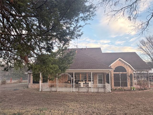 8505 County Road 500, Blue Ridge, TX 75424