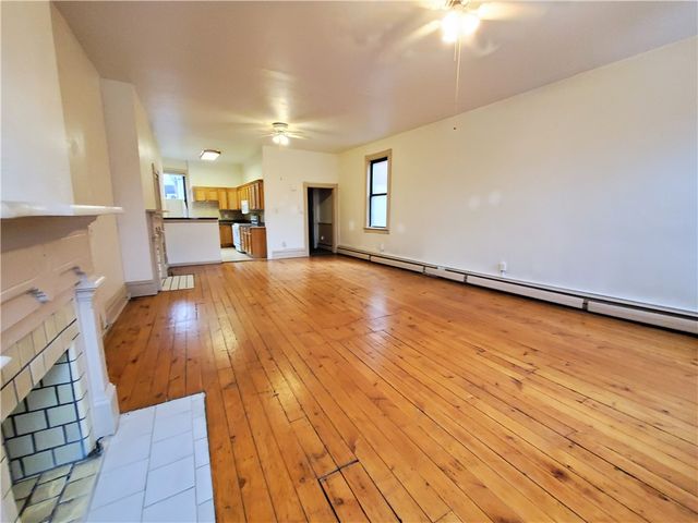 80 S 15th St 2, South Side, PA 15203