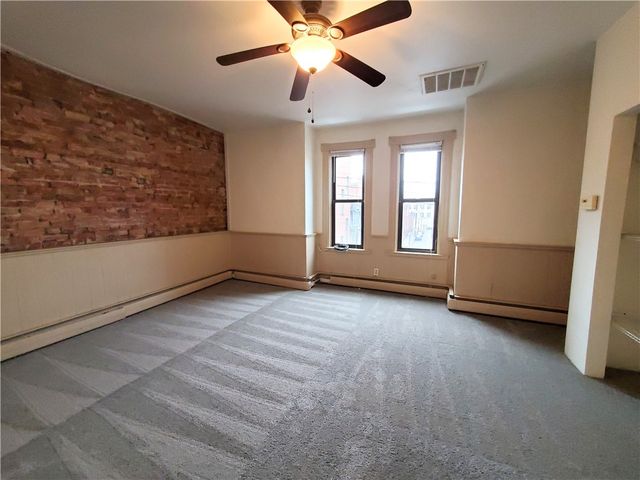 80 S 15th St 2, South Side, PA 15203
