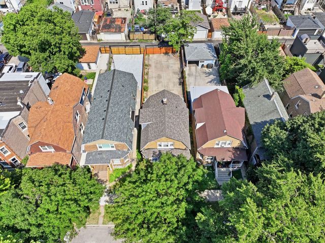 1235 N Harding Avenue, Chicago, IL 60651