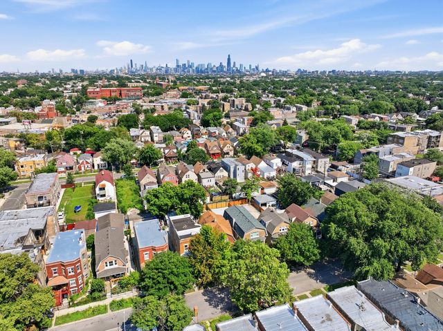 1235 N Harding Avenue, Chicago, IL 60651