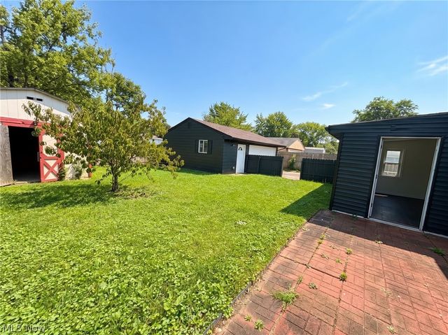 793 Georgetown Avenue, Elyria, OH 44035