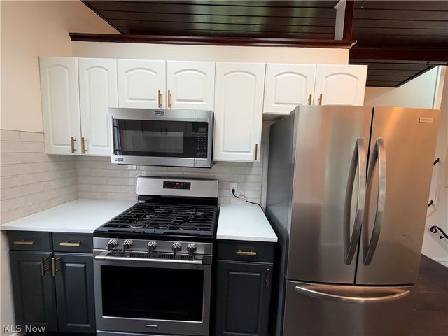 793 Georgetown Avenue, Elyria, OH 44035