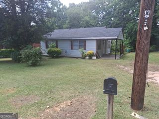 5253 Brookdale Drive, Forest Park, GA 30297