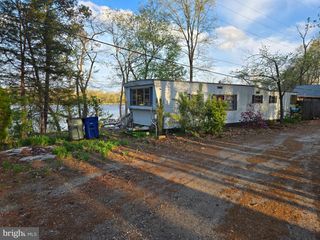 575 HOLLY DR, Franklinville, NJ 08322
