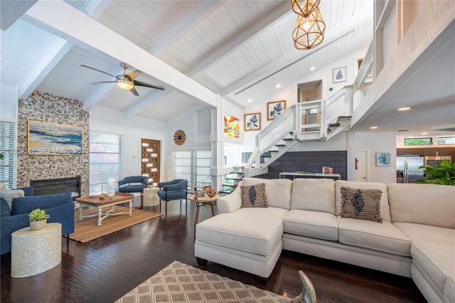 1501 NE 24th Street 1, Wilton Manors, FL 33305