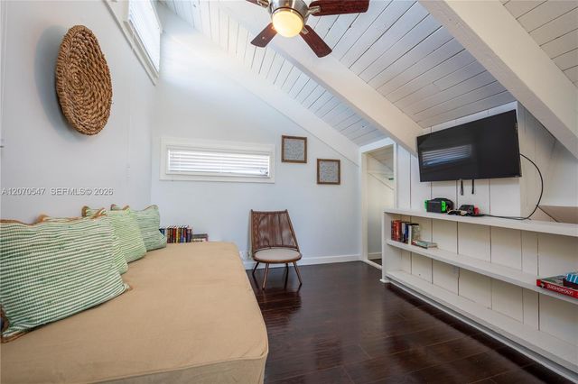 1501 NE 24th Street 1, Wilton Manors, FL 33305