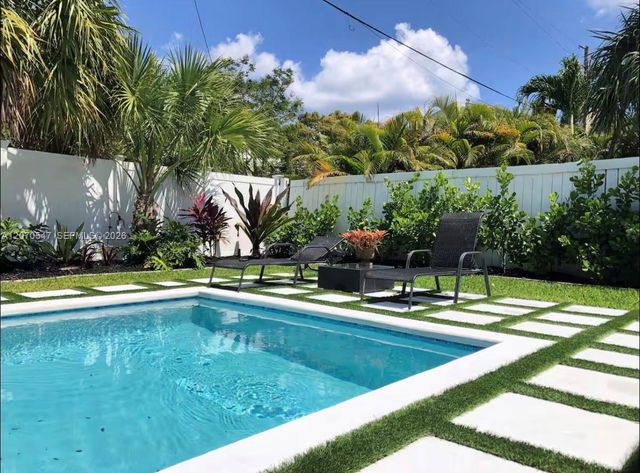 1501 NE 24th Street 1, Wilton Manors, FL 33305