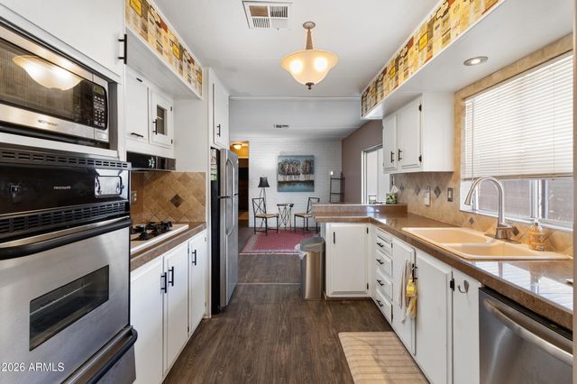 535 S ALMA SCHOOL Road 99, Mesa, AZ 85210