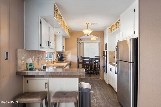 535 S ALMA SCHOOL Road 99, Mesa, AZ 85210