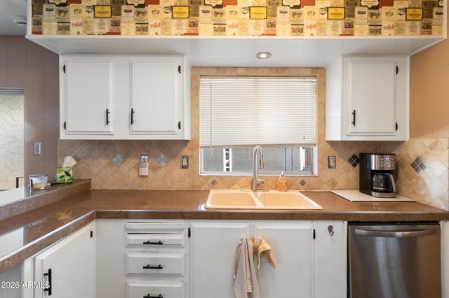 535 S ALMA SCHOOL Road 99, Mesa, AZ 85210