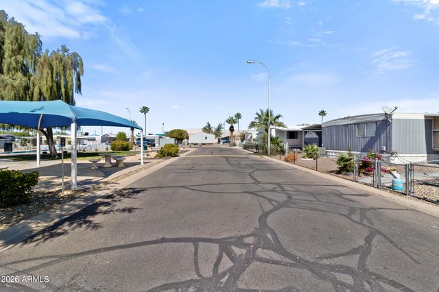 535 S ALMA SCHOOL Road 99, Mesa, AZ 85210