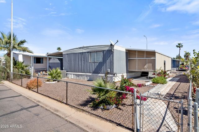 535 S ALMA SCHOOL Road 99, Mesa, AZ 85210