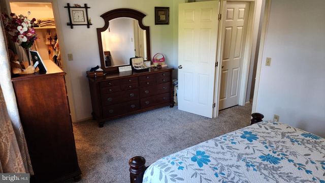 53 ORIOLE DR, Ephrata, PA 17522
