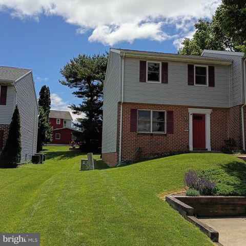 53 ORIOLE DR, Ephrata, PA 17522