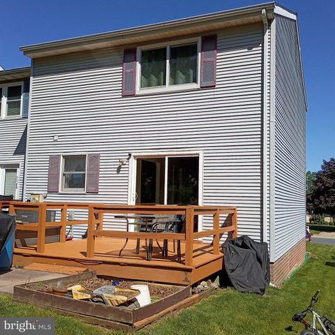 53 ORIOLE DR, Ephrata, PA 17522