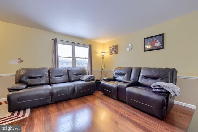 53 ORIOLE DR, Ephrata, PA 17522