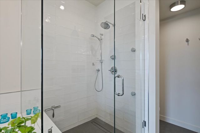 559 E 50th Street, Chicago, IL 60615