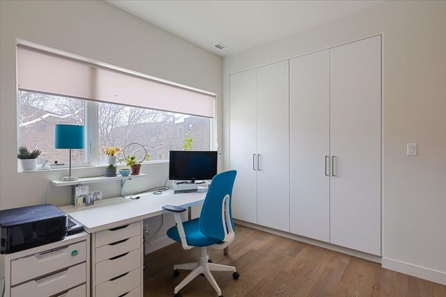 559 E 50th Street, Chicago, IL 60615