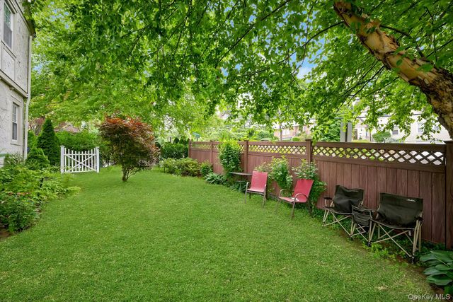 4 Interlaken Avenue, New Rochelle, NY 10801