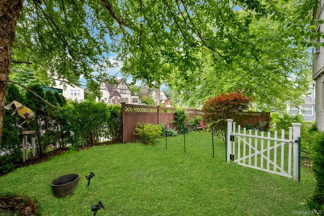 4 Interlaken Avenue, New Rochelle, NY 10801