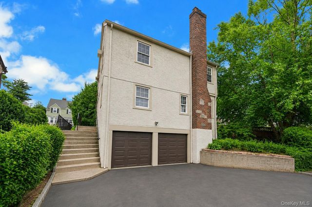 4 Interlaken Avenue, New Rochelle, NY 10801