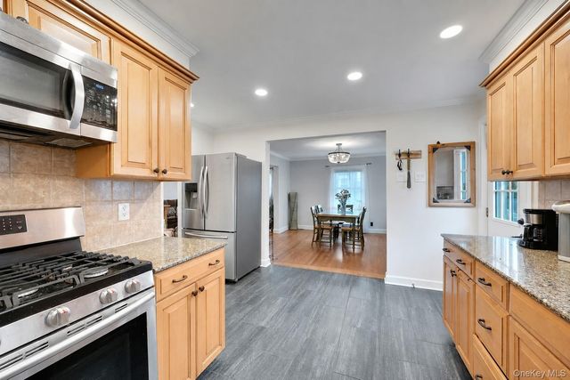 4 Interlaken Avenue, New Rochelle, NY 10801