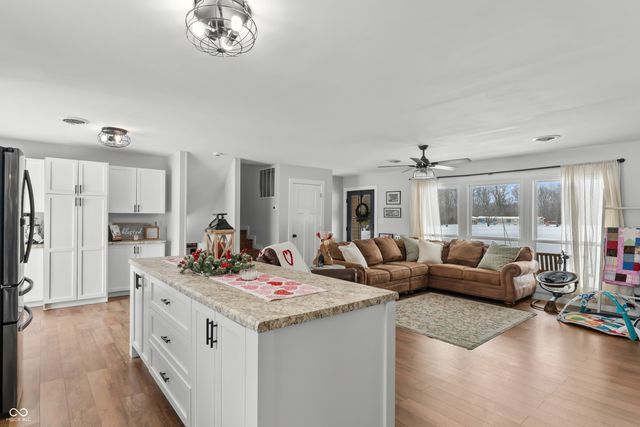 8357 N County Road 300 W, Seymour, IN 47274