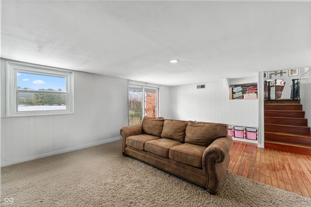 8357 N County Road 300 W, Seymour, IN 47274