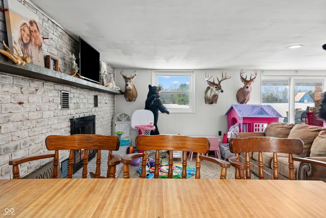 8357 N County Road 300 W, Seymour, IN 47274