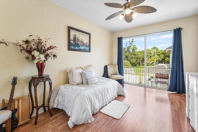 17371 W Sycamore Drive, The Acreage, FL 33470