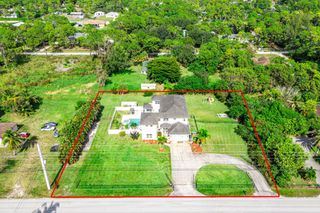 17371 W Sycamore Drive, The Acreage, FL 33470