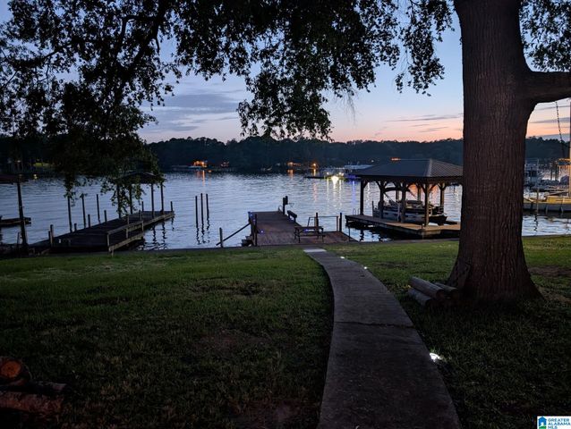 38 COOSA ISLAND CIRCLE, Cropwell, AL 35054