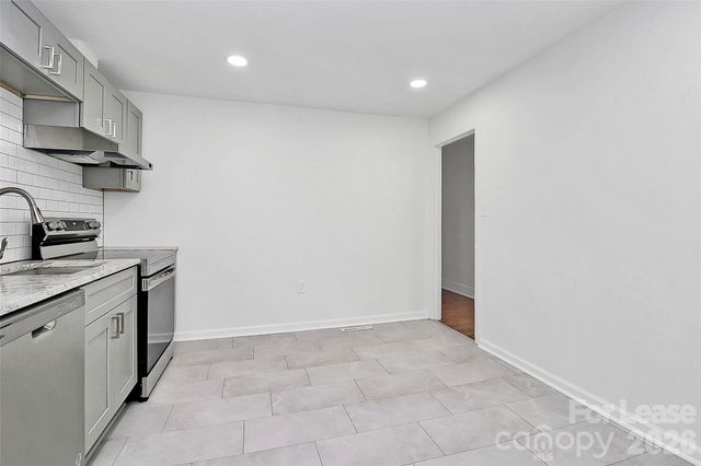 405 Pine Street, Mount Holly, NC 28120