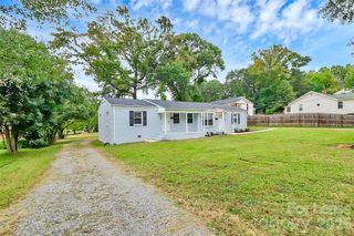 405 Pine Street, Mount Holly, NC 28120