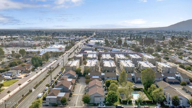 543 E Arrow Highway 43, Azusa, CA 91702