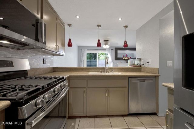 543 E Arrow Highway 43, Azusa, CA 91702