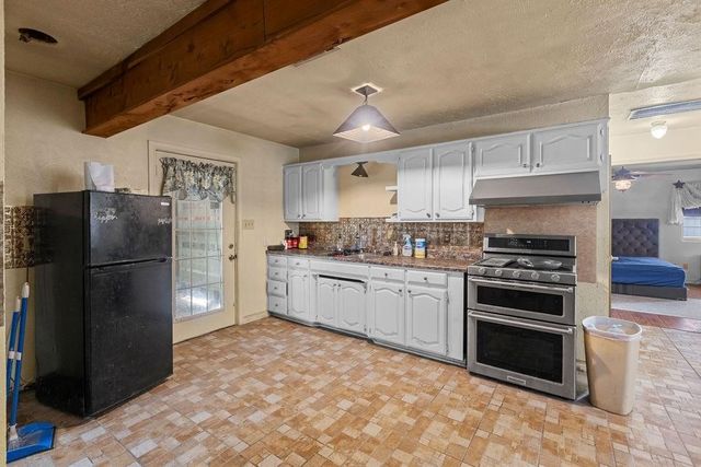 3224 County Road 2225, Ivanhoe, TX 75447