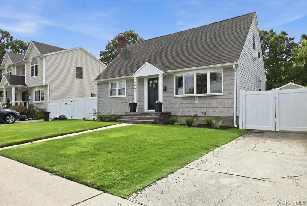 4064 Robert Place, Seaford, NY 11783 — photo 3