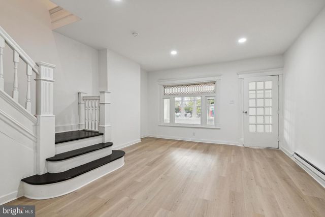 5803 W THOMPSON ST, Philadelphia, PA 19131